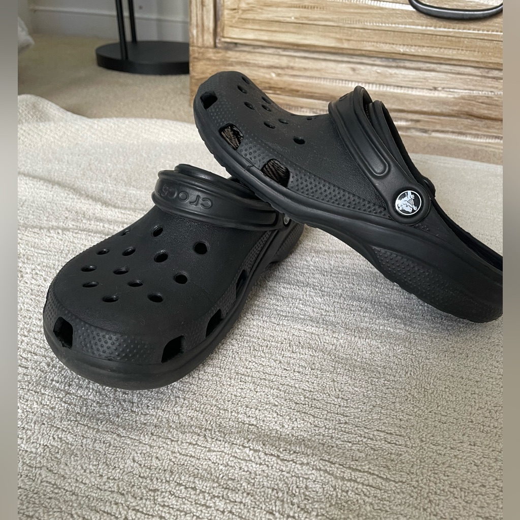 Crocs Classic Clog  Black Crocs